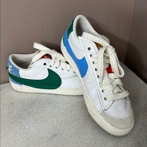 Nike Leather Sneakers🌟